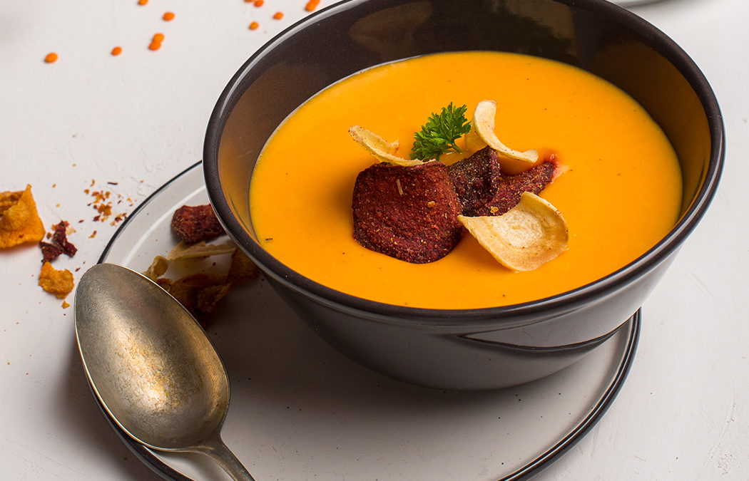 Sütőtök krémleves zöldség chipsszel